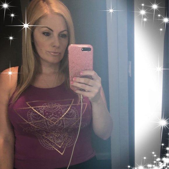 Meet your Posher, Shelly - Picture 1 of 1